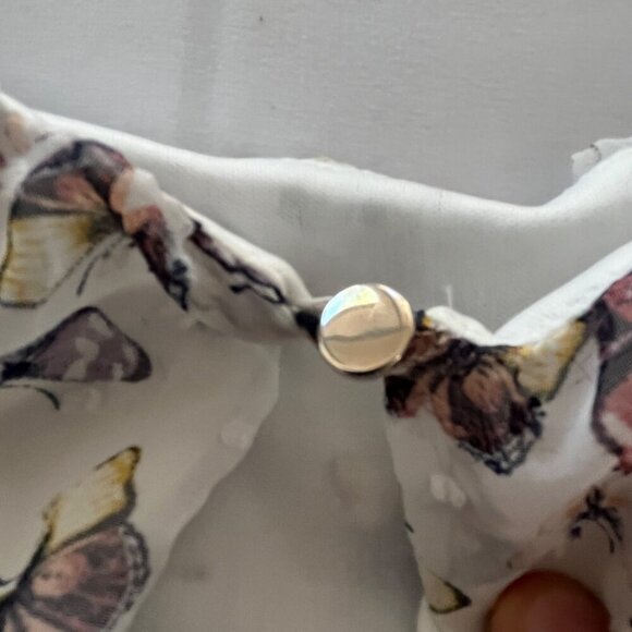 Sweet‎ Rain Womens M White Lined Butterfly Print Smocked Waist Sheer Sleeves Top - Picture 8 of 13